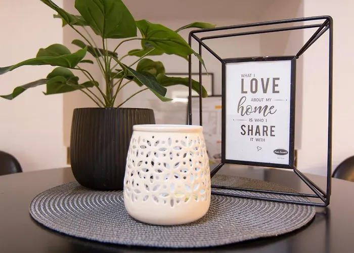 Moet With Garden アパート プーラ