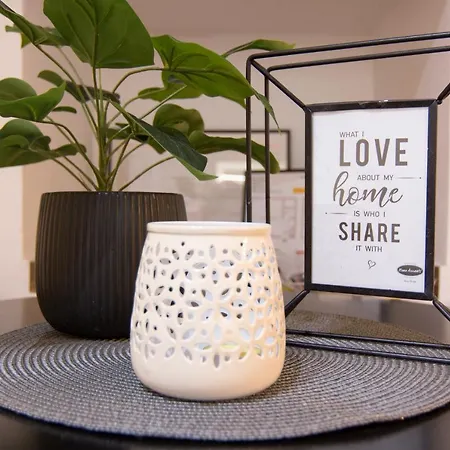 Moet With Garden Διαμέρισμα Πούλα