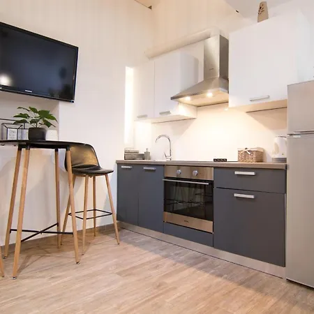 Apartamento Moet With Garden Pula