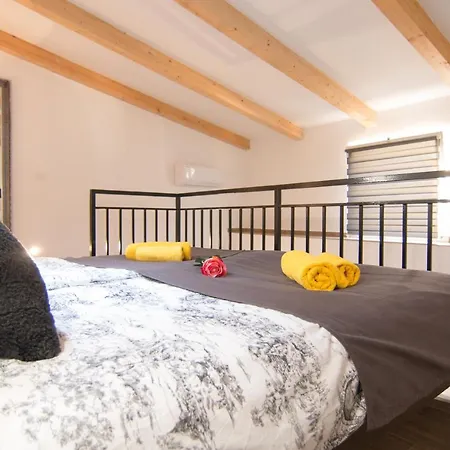 Moet With Garden Apartamento *