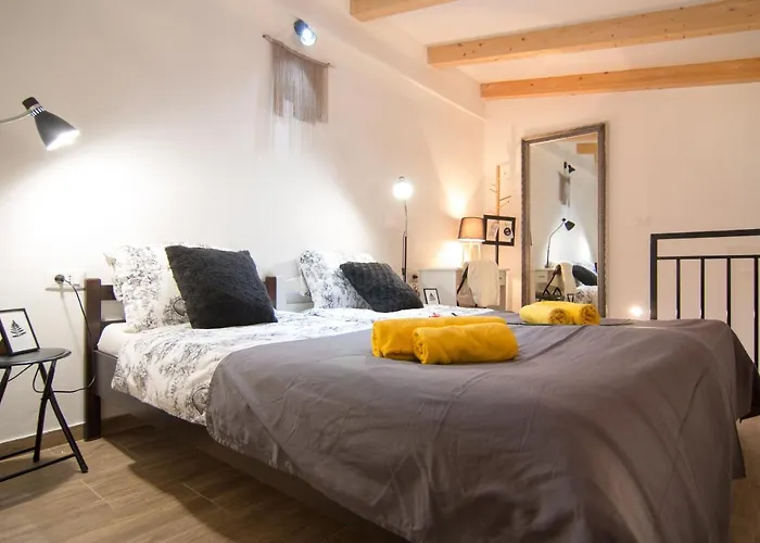 Apartamento Moet With Garden Pula